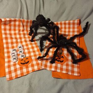 HALLOWEEN BUNDLE-2 Giant Posable Furry Spiders, 2-Table Runners, 7 Small Spiders